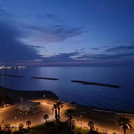 Апартаменти Loft Corso Trieste Terrazza Sul Mare Барі