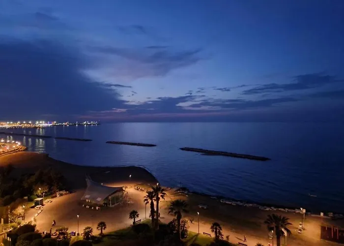 アパート Loft Corso Trieste Terrazza Sul Mare バーリ